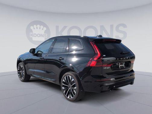2026 Volvo XC60 B5 Ultra