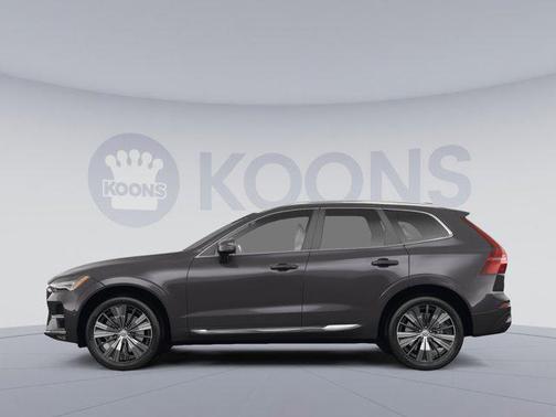 2023 Volvo XC60 B5 Plus Dark Theme