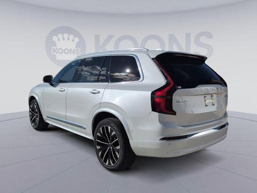 2026 Volvo XC90 B6 Ultra 7-Seater