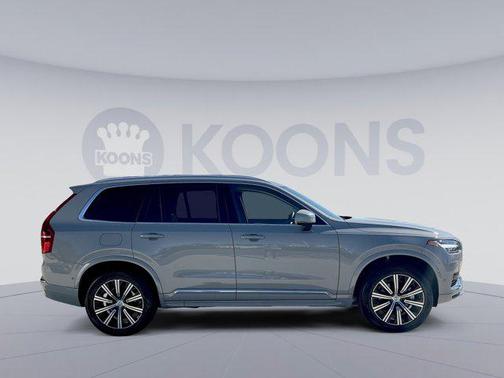 2025 Volvo XC90 B6 Plus 7-Seater