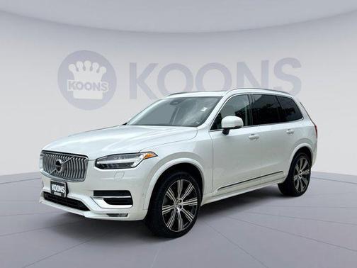 Crystal White Metallic 2024 Volvo XC90 B6 Ultimate Bright Theme 7-Seater