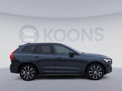 2025 Volvo XC60 B5 Plus