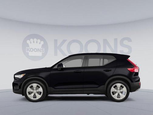 2019 Volvo XC40 T5 Momentum