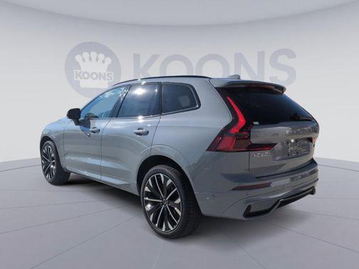 2026 Volvo XC60 B5 Ultra