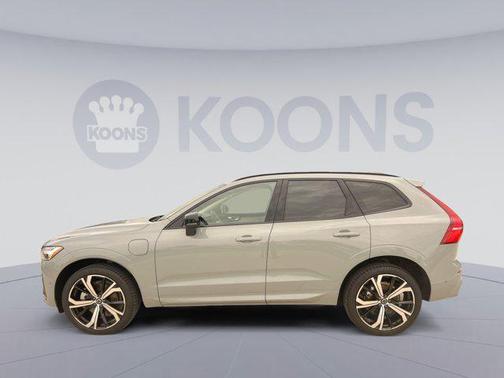2025 Volvo XC60 Plug-In Hybrid T8 Ultra
