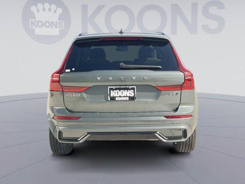 2026 Volvo XC60 B5 Plus