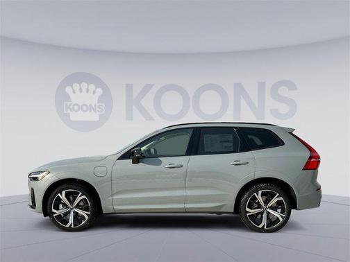 2025 Volvo XC60 Plug-In Hybrid T8 Ultra
