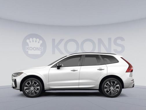 Crystal White Metallic 2023 Volvo XC60 B5 Ultimate Dark Theme