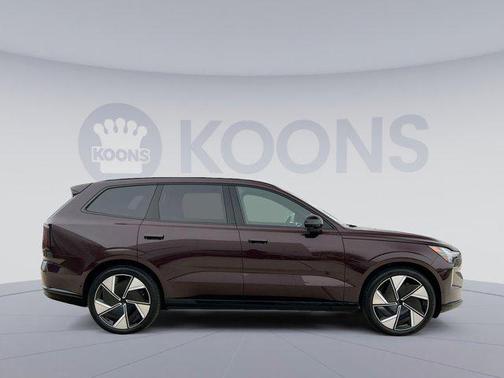 2025 Volvo EX90 Twin Motor Performance Ultra 6-Seater