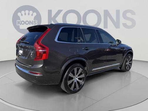Platinum Grey Metallic 2024 Volvo XC90 B6 Plus Bright Theme 7-Seater