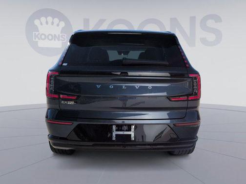 2025 Volvo EX90 Twin Motor Plus