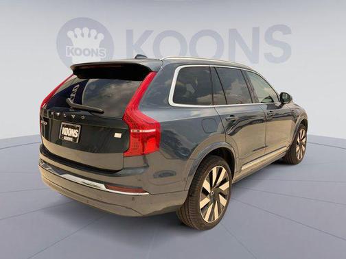 2024 Volvo XC90 Recharge Plug-In Hybrid T8 Ultimate 6-Seater