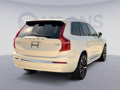 2023 Volvo XC90 B6 Plus 7-Seater