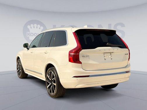 2023 Volvo XC90 B6 Plus 7-Seater