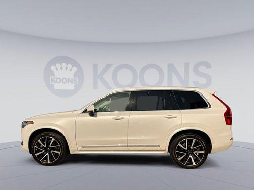 2023 Volvo XC90 B6 Plus 7-Seater