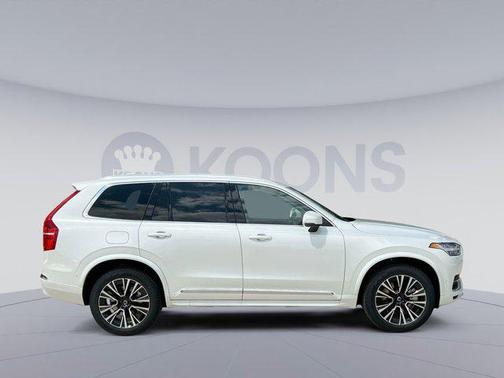 2025 Volvo XC90 Plug-In Hybrid Plus