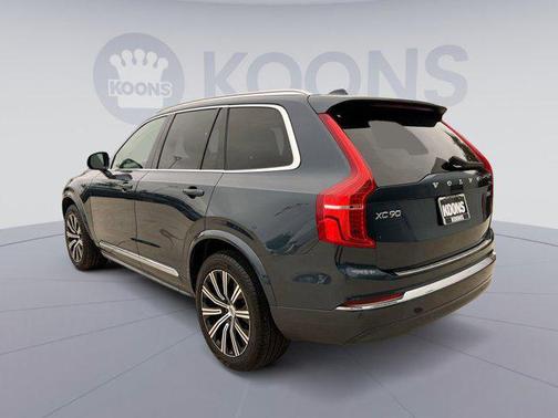 2024 Volvo XC90 B5 Core Bright Theme