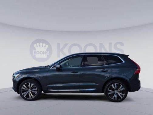 2022 Volvo XC60 B6 Inscription