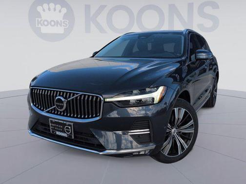 2022 Volvo XC60 B6 Inscription
