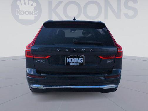 2022 Volvo XC60 B6 Inscription