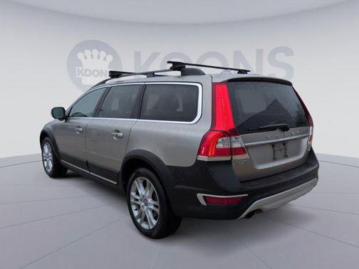 2016 Volvo XC70 T5 Platinum