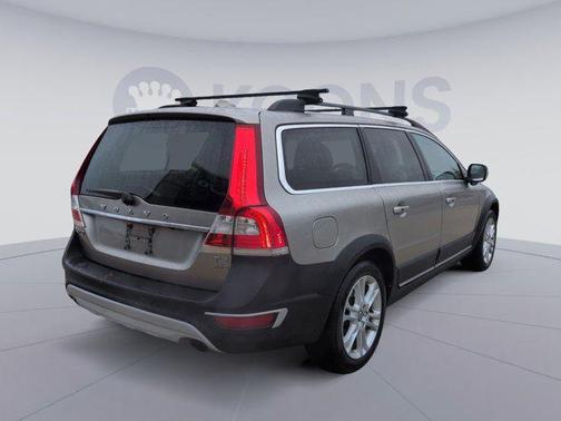 2016 Volvo XC70 T5 Platinum