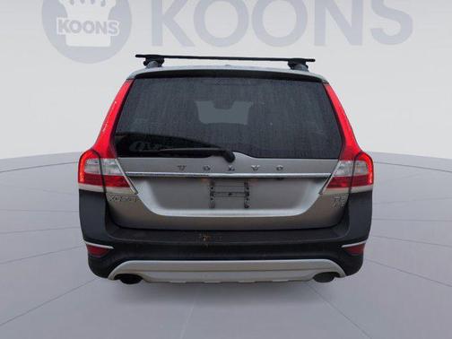 2016 Volvo XC70 T5 Platinum