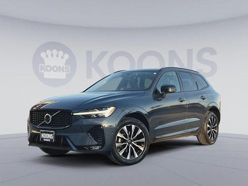 2023 Volvo XC60 B5 Plus Dark Theme