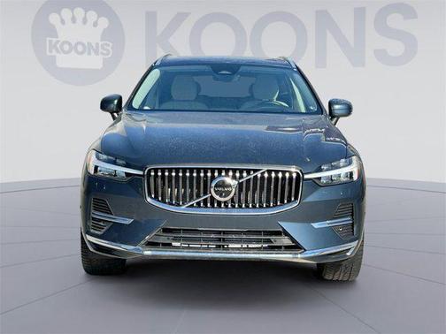 2022 Volvo XC60 Recharge Plug-In Hybrid T8 Inscription Expression