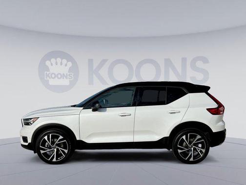 2020 Volvo XC40 T5 R-Design