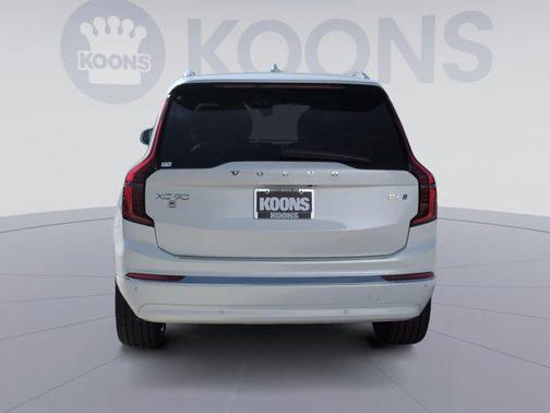 2026 Volvo XC90 B6 Ultra 6-Seater