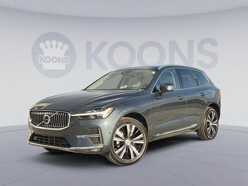 2023 Volvo XC60 B5 Ultimate Bright Theme