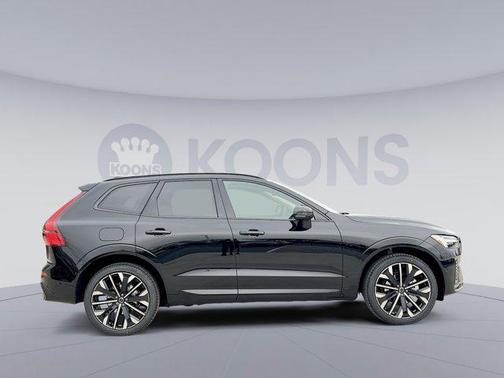 2026 Volvo XC60 B5 Ultra