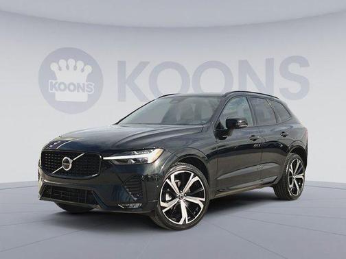2024 Volvo XC60 B5 Ultimate Dark Theme