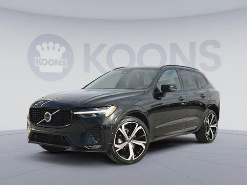 2024 Volvo XC60 B5 Ultimate Dark Theme