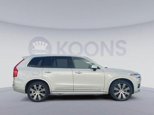 2022 Volvo XC90 T6 Inscription