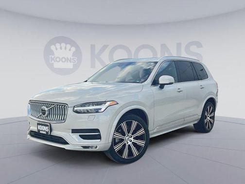 2022 Volvo XC90 T6 Inscription