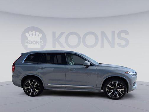 2024 Volvo XC90 B6 Plus Bright Theme 7-Seater