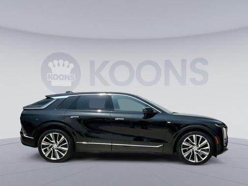 2024 Cadillac LYRIQ Luxury w/1SE