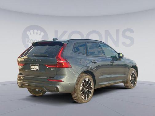 2026 Volvo XC60 B5 Plus