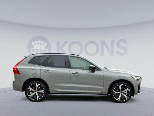 2025 Volvo XC60 Plug-In Hybrid T8 Ultra
