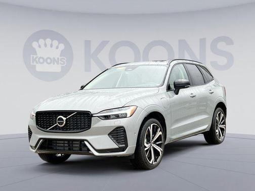 2025 Volvo XC60 Plug-In Hybrid T8 Ultra