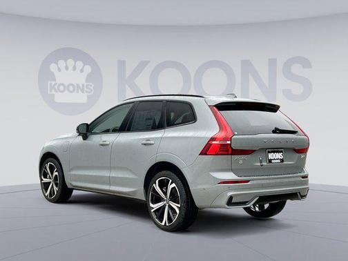 2025 Volvo XC60 Plug-In Hybrid T8 Ultra