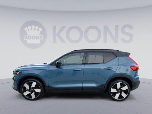 Blue Metallic 2023 Volvo XC40 Recharge Pure Electric Twin Ultimate