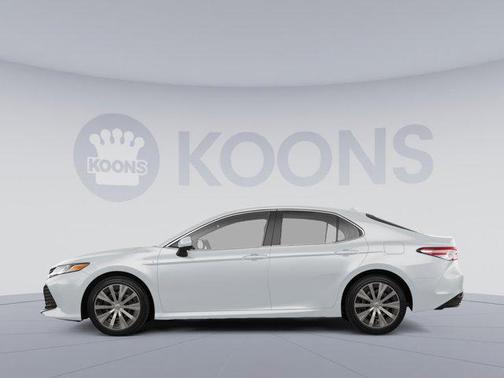 2020 Toyota Camry XLE