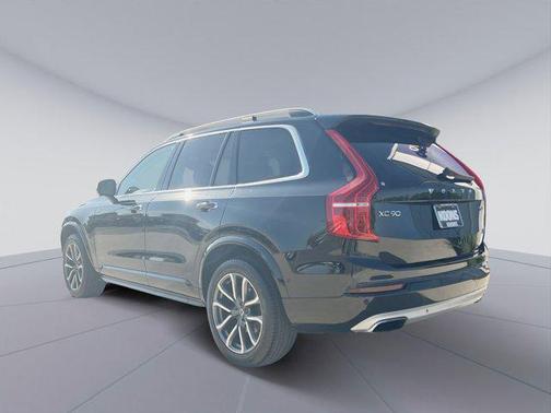 Onyx Black Metallic 2019 Volvo XC90 T6 Momentum