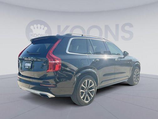 Onyx Black Metallic 2019 Volvo XC90 T6 Momentum