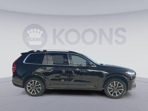 Onyx Black Metallic 2019 Volvo XC90 T6 Momentum