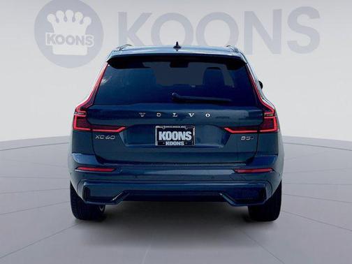 2026 Volvo XC60 B5 Ultra