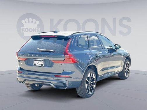 2026 Volvo XC60 B5 Plus